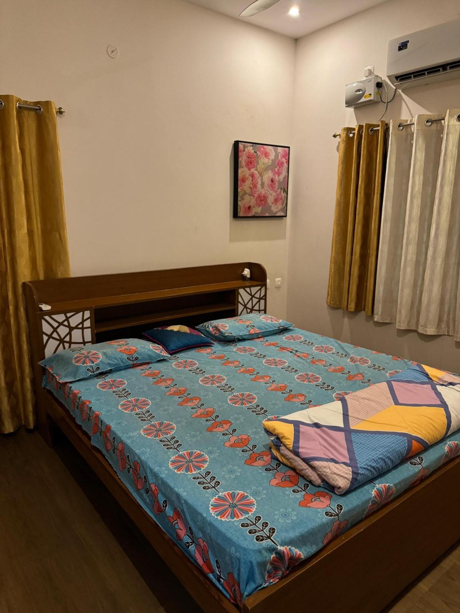 Home Stay At Sriram Villa Kumbakonam Eksteriør billede