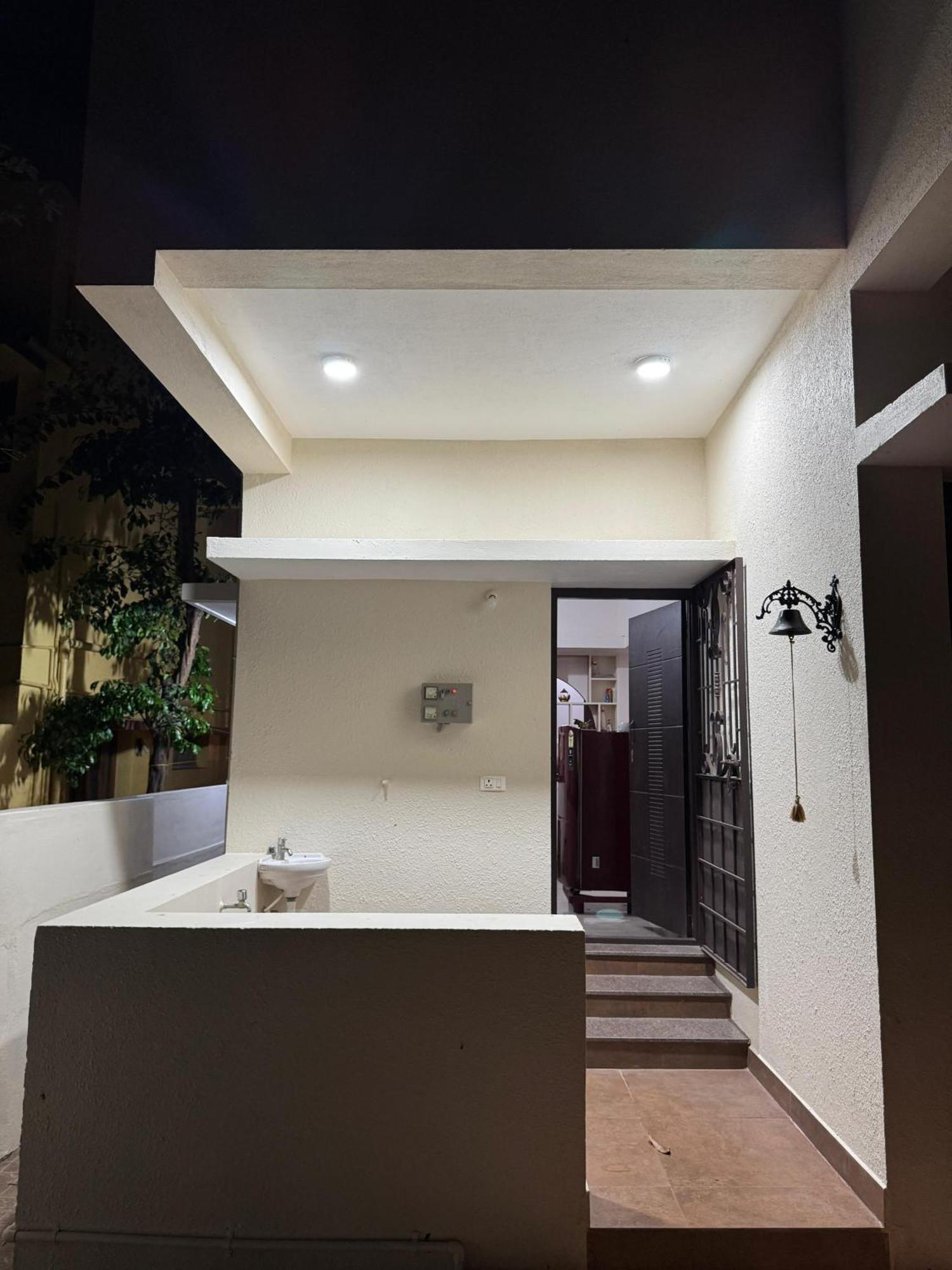Home Stay At Sriram Villa Kumbakonam Eksteriør billede
